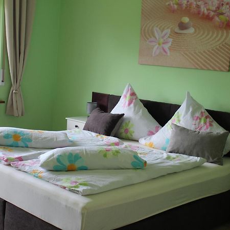 Ferienwohnung Moselblick ไรล์ ภายนอก รูปภาพ
